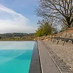 Domaine De Rambeau